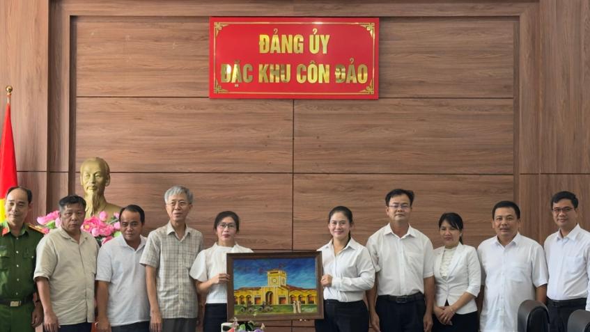 THƯỜNG TRỰC HĐND ĐẶC KHU CÔN ĐẢO GẶP GỠ, TRAO ĐỔI KINH NGHIỆM VỚI ĐOÀN ĐẠI BIỂU HĐND PHƯỜNG TÂN KHÁNH, THÀNH PHỐ HỒ CHÍ MINH