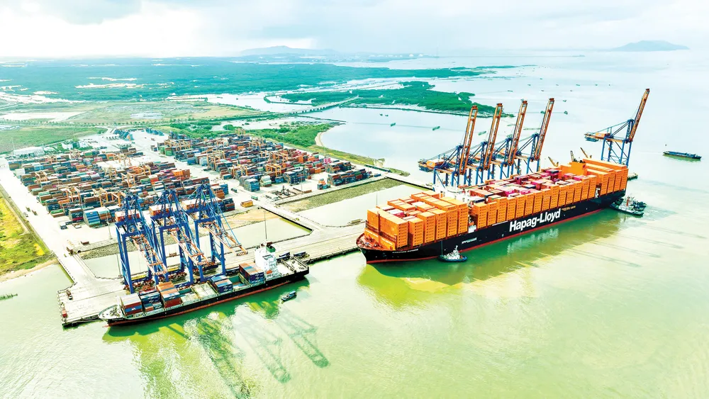 Mở “đại lộ" vươn ra biển lớn