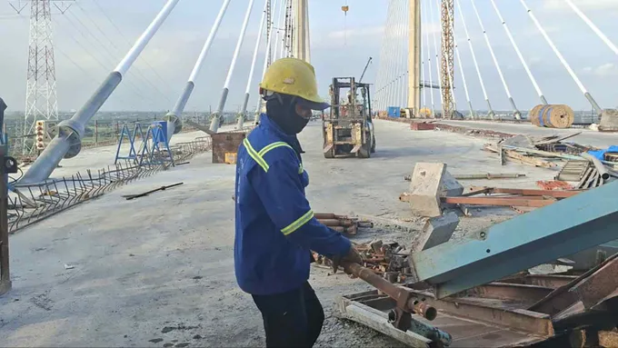 Công trường “đuối sức” vì thiếu vật liệu xây dựng