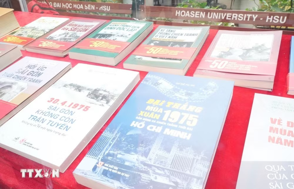 Ký ức Đại thắng mùa Xuân năm 1975 sống động qua từng trang sách