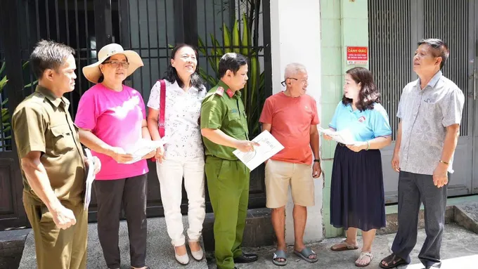 Cuộc sắp xếp để chính quyền “sâu rễ, bền gốc” - Bài 2: Lắng nghe ý dân qua từng lá phiếu