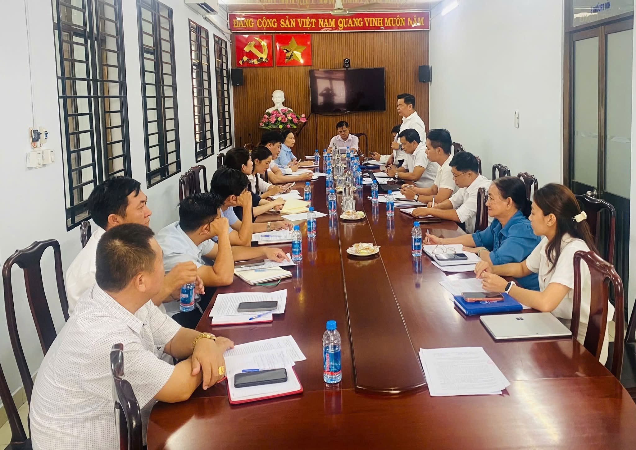 PHƯỜNG AN PHÚ: BAN KINH TẾ - NGÂN SÁCH HĐND PHƯỜNG AN PHÚ THẨM TRA KẾ HOẠCH ĐIỀU CHỈNH ĐẦU TƯ CÔNG NĂM 2026 VÀ GIAI ĐOẠN 2026 - 2030