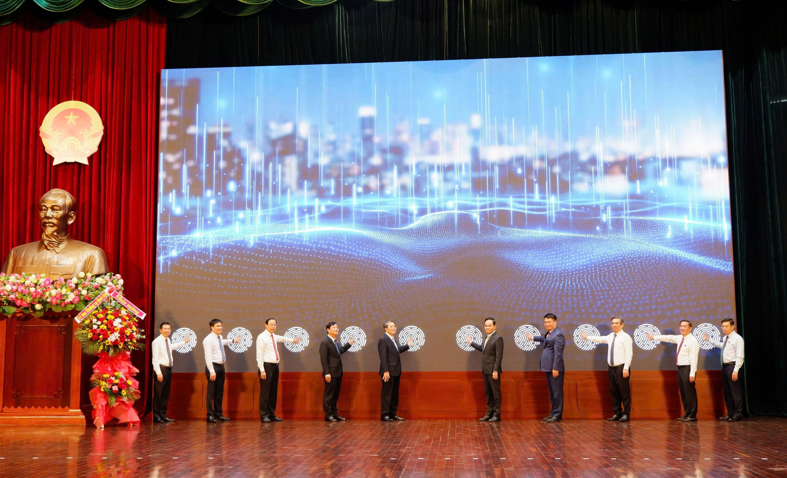 Tiếp nối tinh thần trách nhiệm, kiến tạo quyết sách đột phá