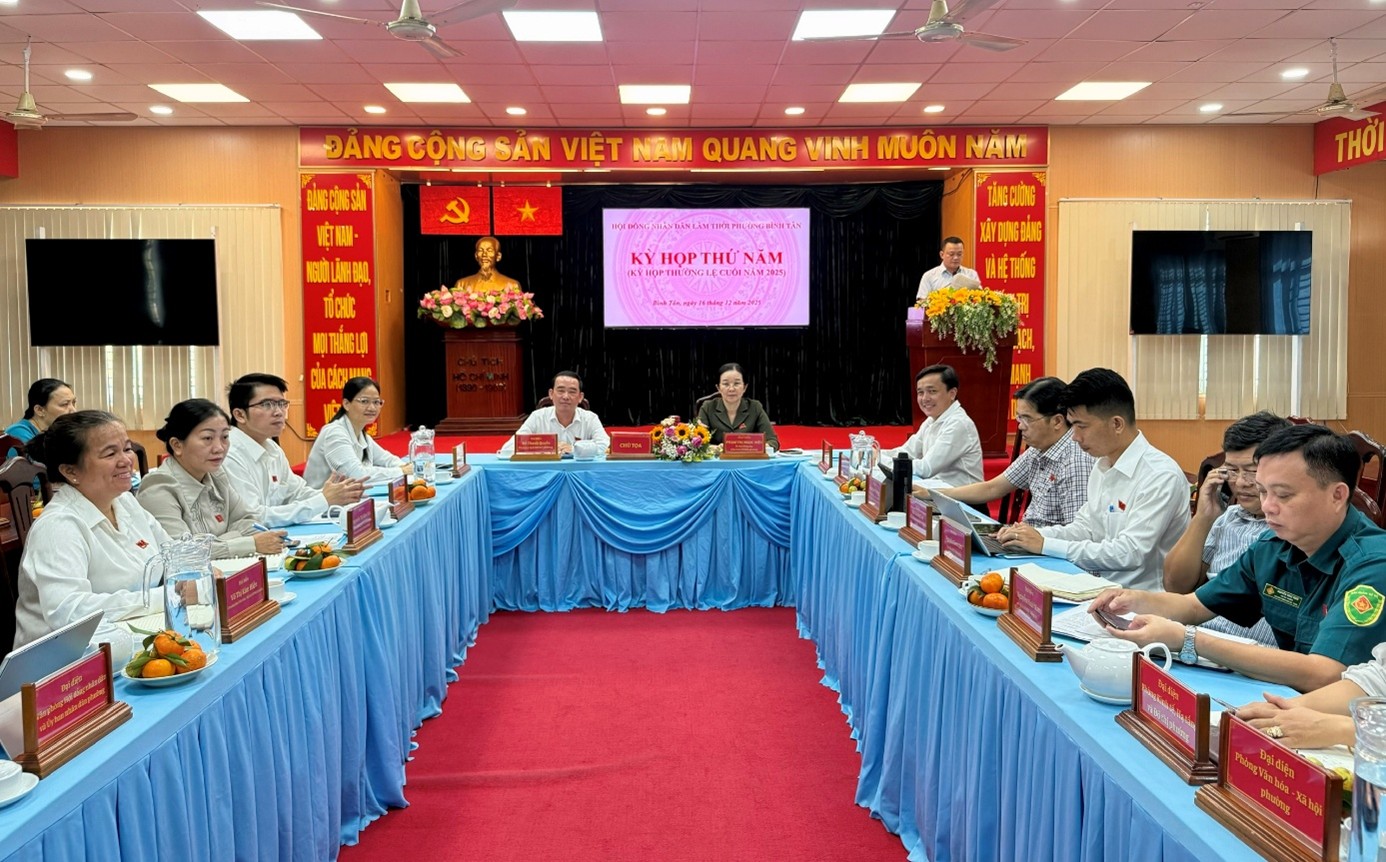 Nâng cao hiệu quả giám sát, đẩy mạnh chuyển đổi số trong hoạt động của Hội đồng nhân dân tại Kỳ họp cuối năm 2025 Hội đồng nhân dân phường Bình Tân