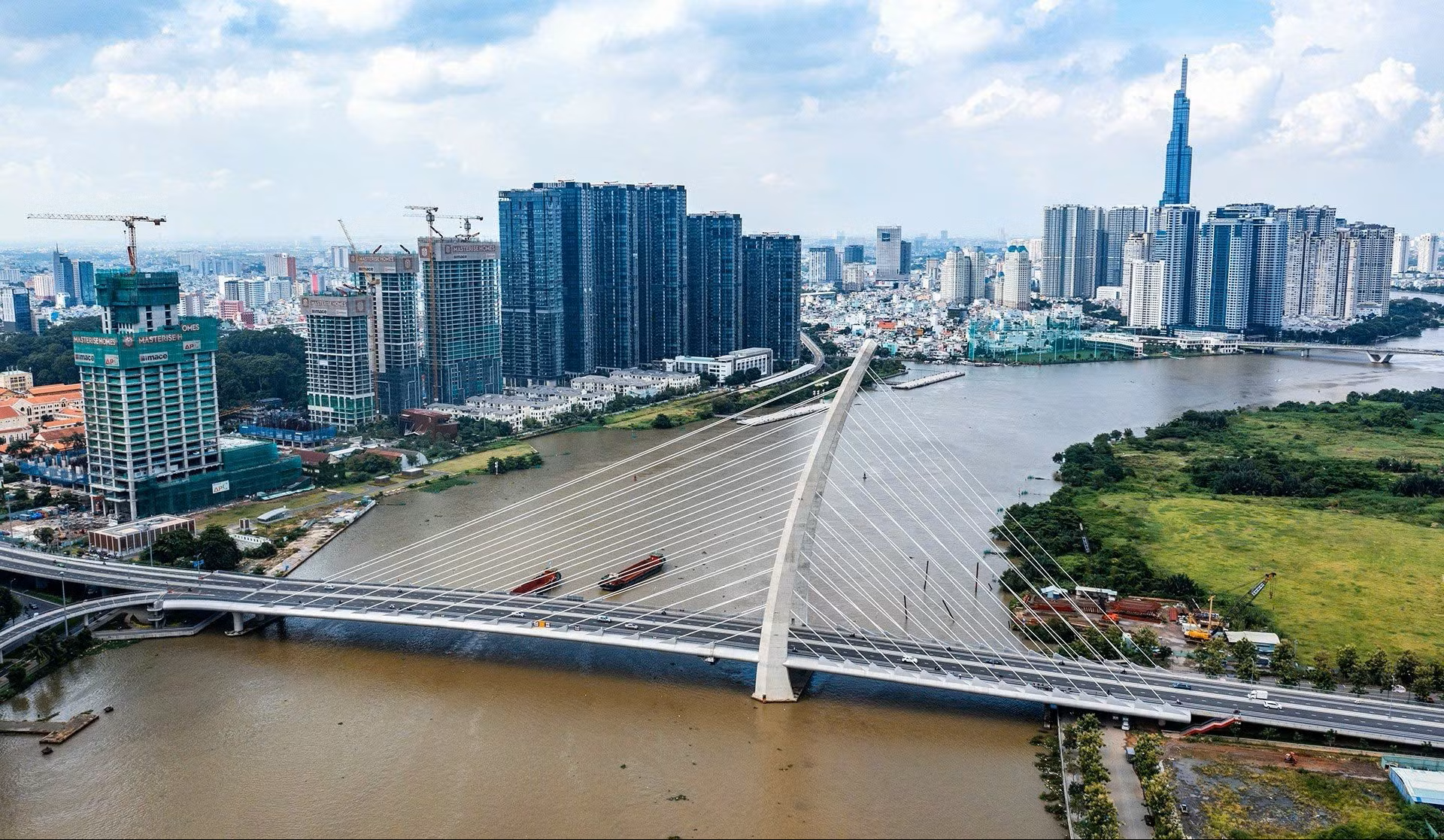 Thành phố Hồ Chí Minh khơi thông nguồn lực, gỡ các điểm nghẽn để phát triển Bài 2: Khơi thông thể chế để kiến tạo tương lai