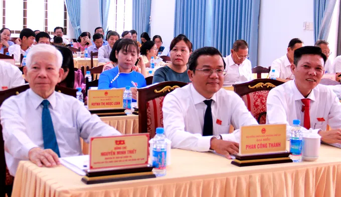 Nguyên Chủ tịch nước Nguyễn Minh Triết dự kỳ họp thứ I HĐND phường Phú An nhiệm kỳ 2026-2031