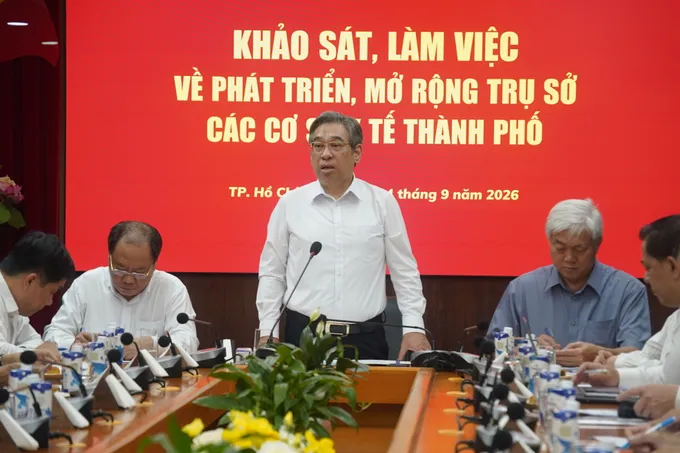 Phó Bí thư Thành ủy TPHCM Nguyễn Phước Lộc: Khẩn trương sắp xếp cơ sở y tế, không để gián đoạn hoạt động khám chữa bệnh