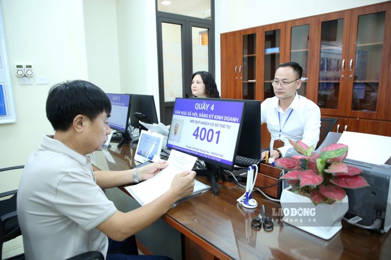 Chính phủ yêu cầu không làm phát sinh thêm thủ tục hành chính không cần thiết