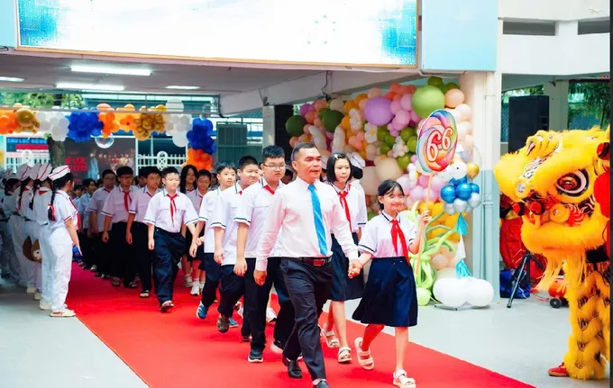 TPHCM: Tổ chức khai giảng trực tiếp kết hợp trực tuyến