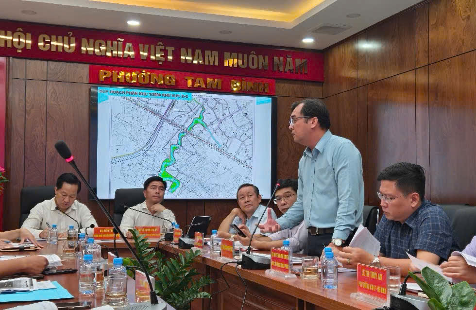 Ban Đô thị HĐND Thành phố khảo sát các dự án chống ngập, cải thiện môi trường: Kiến nghị tháo gỡ điểm nghẽn để nâng cao hiệu quả đầu tư