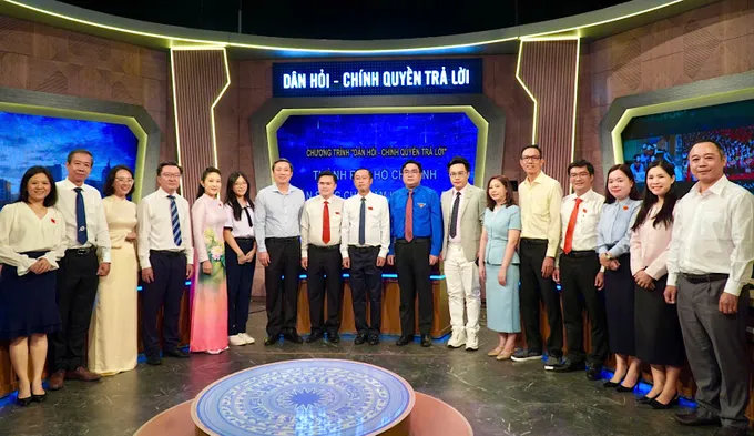 "Nóng" chuyện trường lớp, an toàn thực phẩm trước năm học mới
