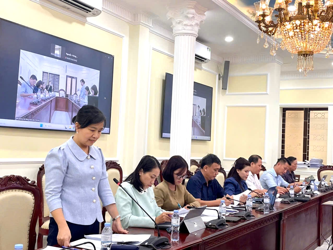 BAN PHÁP CHẾ HĐND THÀNH PHỐ KHẢO SÁT DỰ THẢO NGHỊ QUYẾT VỀ PHÁT TRIỂN DỊCH VỤ PHÁP LÝ, GIẢI QUYẾT TRANH CHẤP QUỐC TẾ