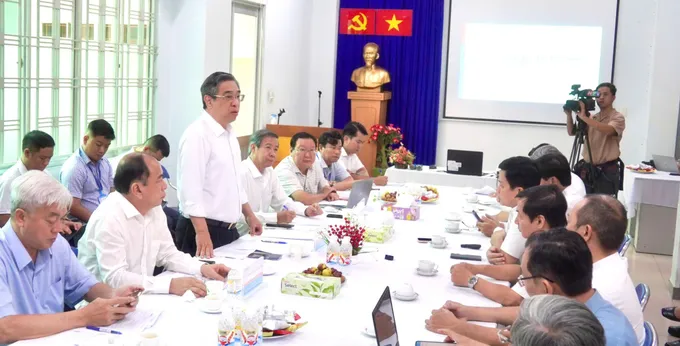 Phó Bí thư Thành ủy TPHCM Nguyễn Phước Lộc: Không để người bệnh yếu thế bị bỏ lại phía sau