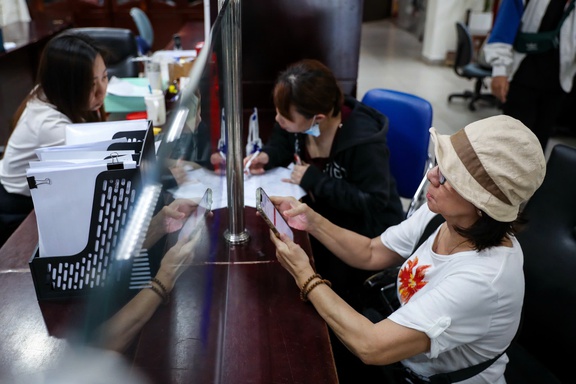 Nâng ngưỡng thu nhập vãng lai tính thuế lên 5 triệu đồng đã đủ chưa?