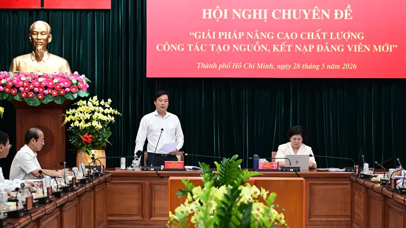 TPHCM nâng cao chất lượng công tác tạo nguồn, kết nạp đảng viên mới