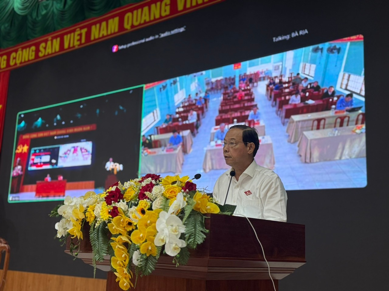 TỔ ĐẠI BIỂU SỐ 11 HỘI ĐỒNG NHÂN DÂN THÀNH PHỐ TIẾP XÚC CỬ TRI TRƯỚC KỲ HỌP THỨ BA - HĐND THÀNH PHỐ, KHÓA XI