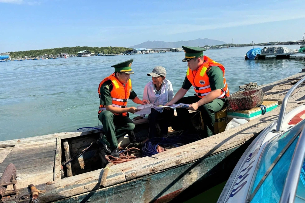 Các phường, xã ở TPHCM tất bật cho ngày hội bầu cử 15/3