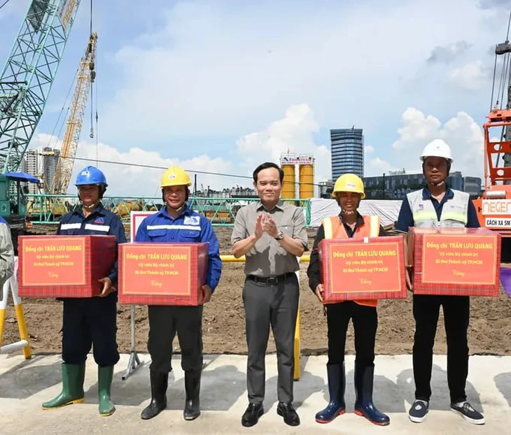 Bí thư Thành ủy TP.HCM Trần Lưu Quang kiểm tra tiến độ dự án Trung tâm hành chính TP.HCM