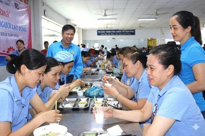 Tạo đột phá chăm lo quyền lợi đoàn viên công đoàn: Giữ vững vai trò đại diện người lao động