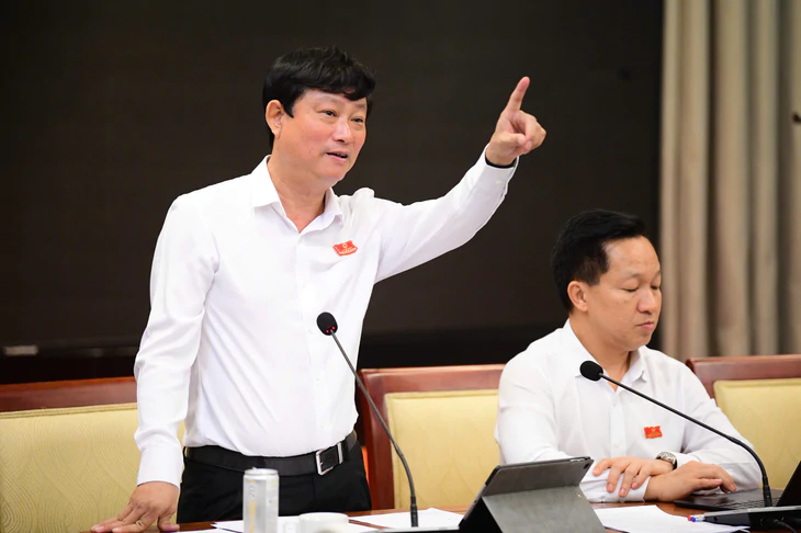 Đại biểu HĐND TP.HCM ủng hộ đưa bác sĩ giỏi về trạm y tế xã phường