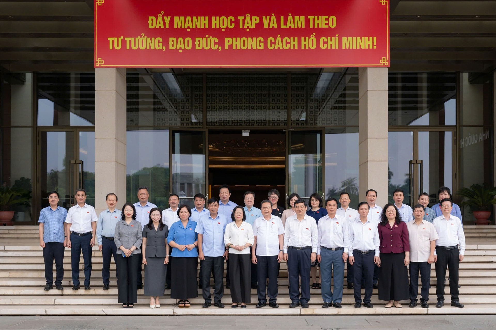 Chủ tịch Quốc hội Trần Thanh Mẫn: Giám sát chặt chẽ việc ban hành văn bản hướng dẫn thi hành luật