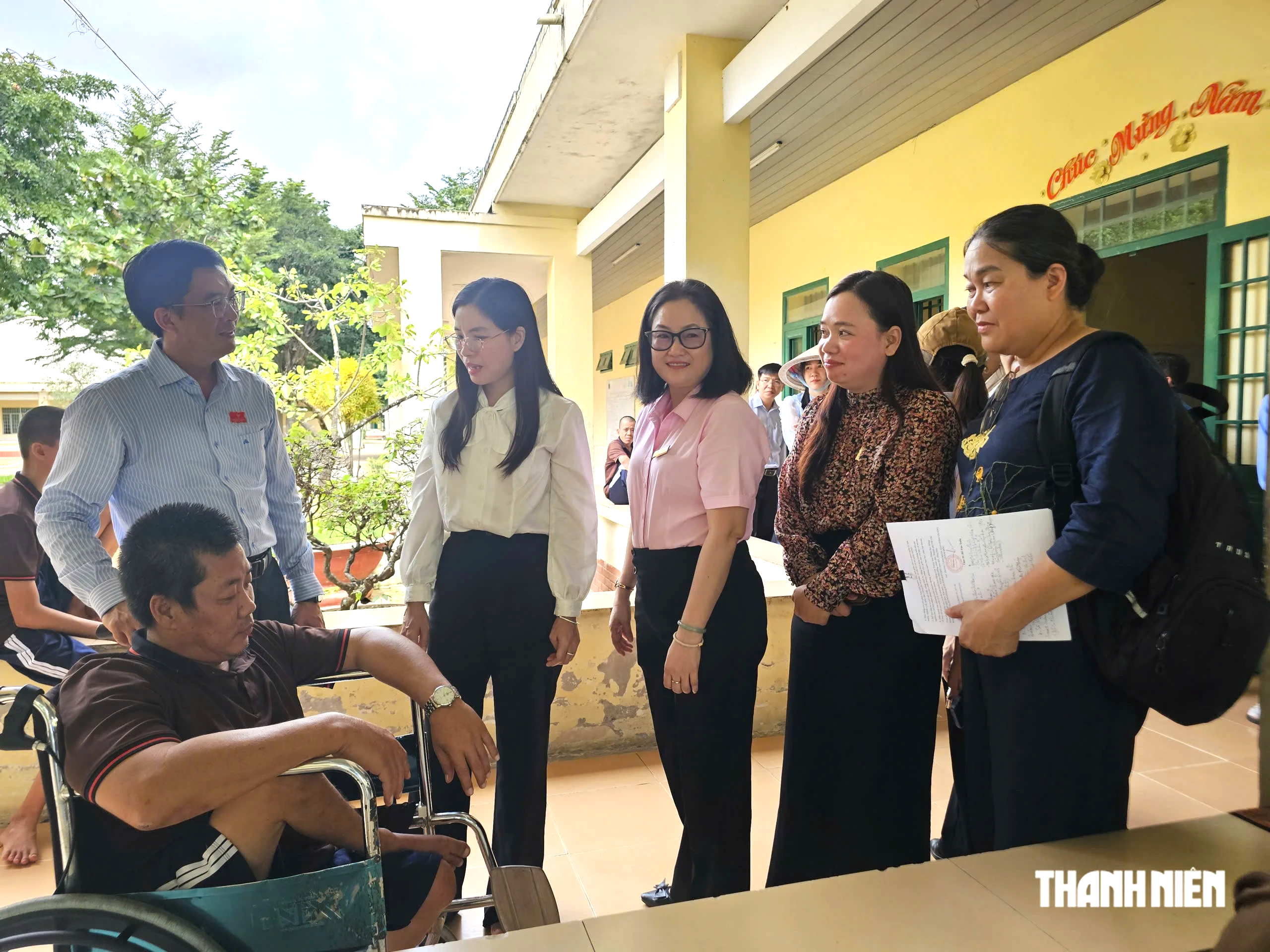 Các cơ sở tiếp nhận trẻ em hạn chế nguồn trực tiếp chăm sóc, nuôi dưỡng