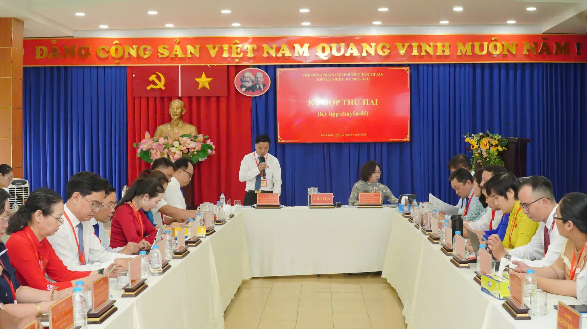 HĐND PHƯỜNG TÂN THUẬN THÔNG QUA NGHỊ QUYẾT VỀ KẾ HOẠCH PHÁT TRIỂN KINH TẾ - XÃ HỘI GIAI ĐOẠN 2026 - 2030 VÀ NGHỊ QUYẾT BAN HÀNH QUY CHẾ LÀM VIỆC NHIỆM KỲ 2026-2031