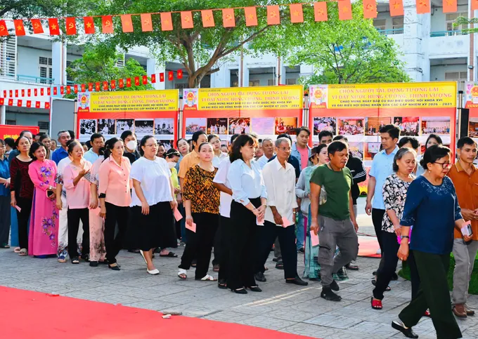 Đến 19 giờ ngày 15-3, tỷ lệ cử tri đi bầu cử tại TPHCM đạt 96,67%