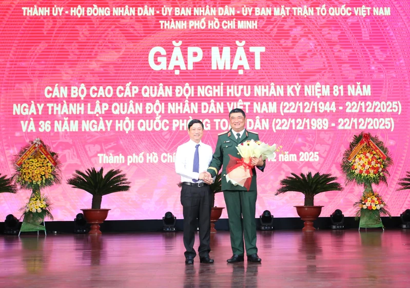 Thành phố Hồ Chí Minh gặp mặt cán bộ cao cấp Quân đội nghỉ hưu nhân kỷ niệm 81 năm Ngày thành lập Quân đội nhân dân Việt Nam 