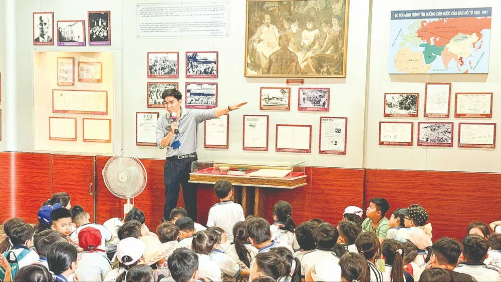 Không gian kể chuyện Bác