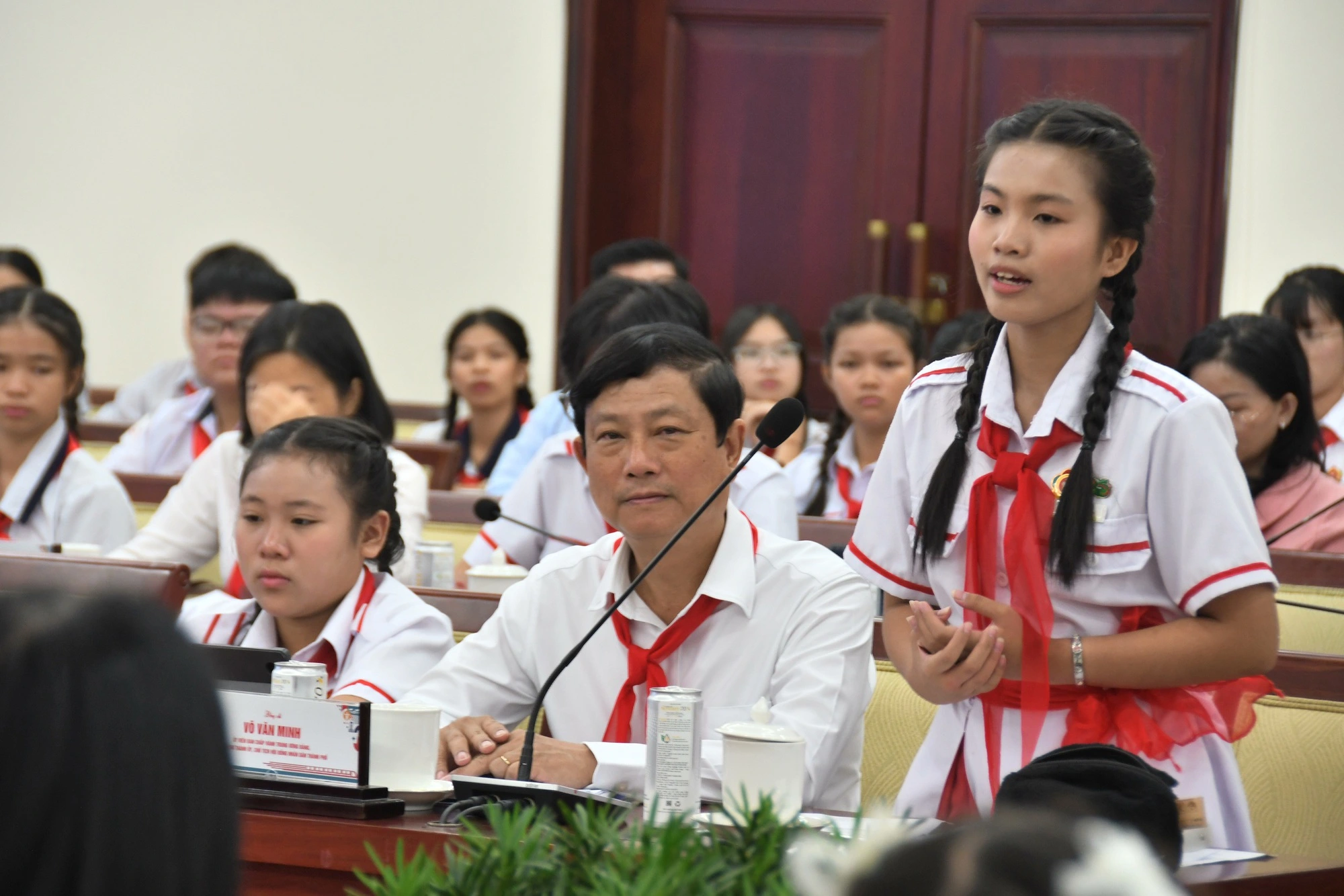 Khi học sinh mong có người để chia sẻ, được hướng nghiệp sớm