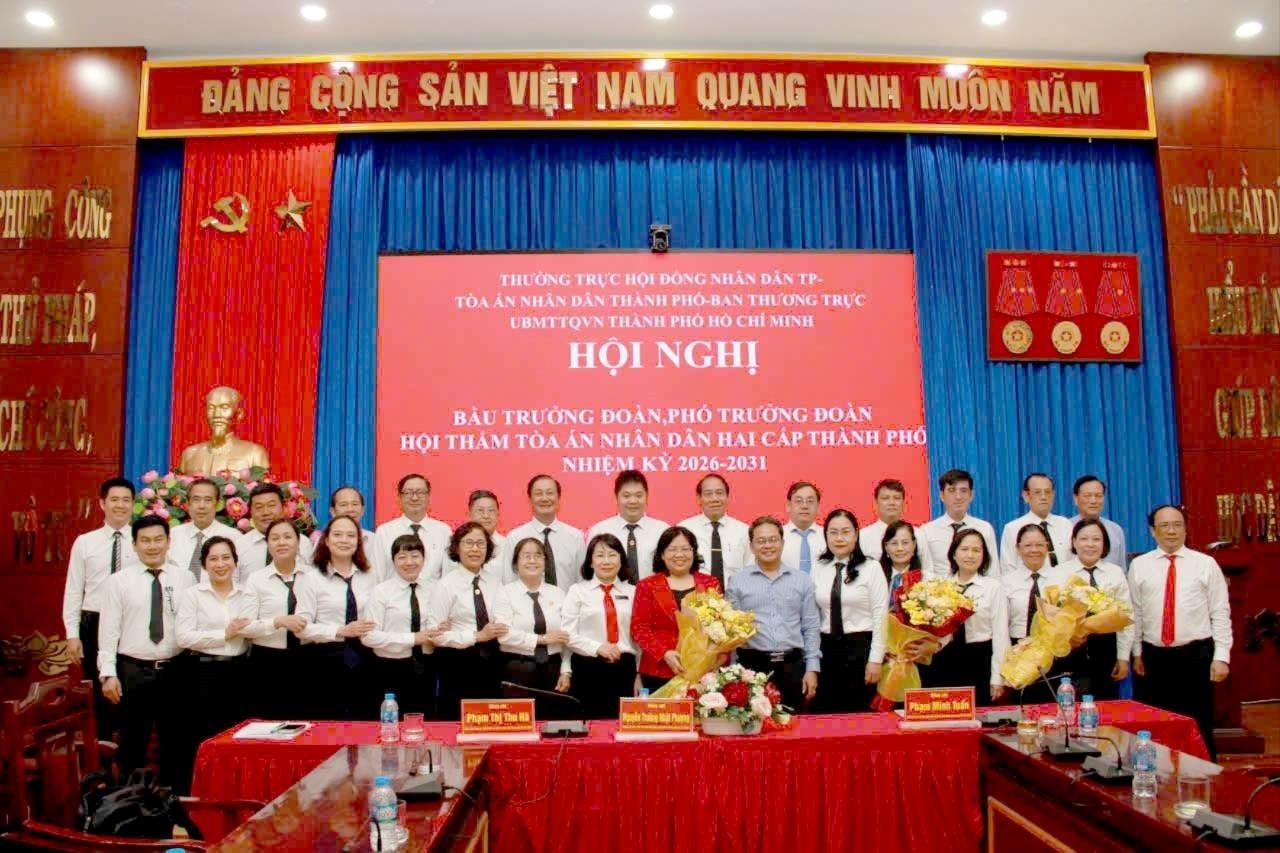 Kiện toàn Đoàn Hội thẩm nhân dân TAND hai cấp TP.HCM