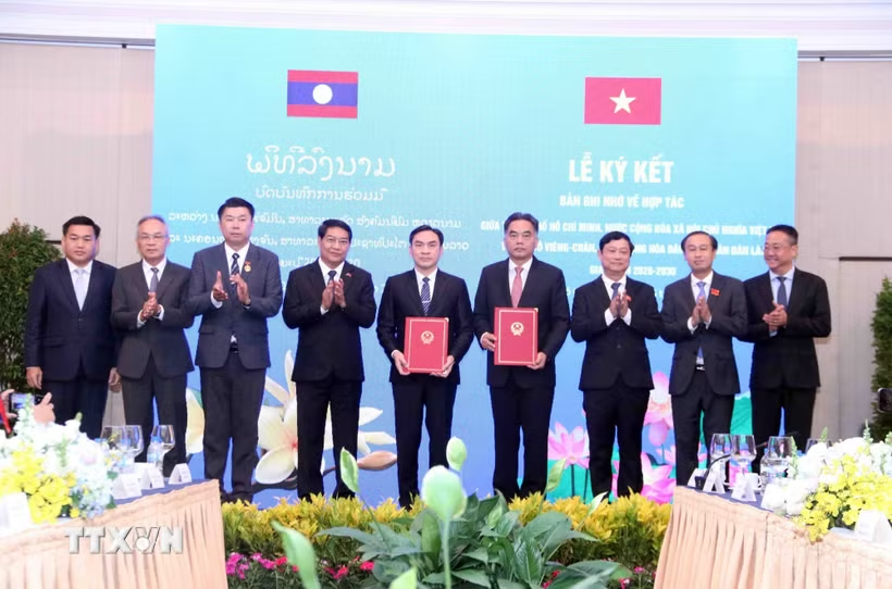 Thành phố Hồ Chí Minh và thủ đô Vientiane của Lào đẩy mạnh hợp tác