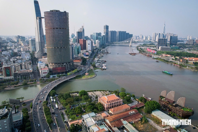 Sông Sài Gòn - hình hài đô thị TP.HCM 100 năm