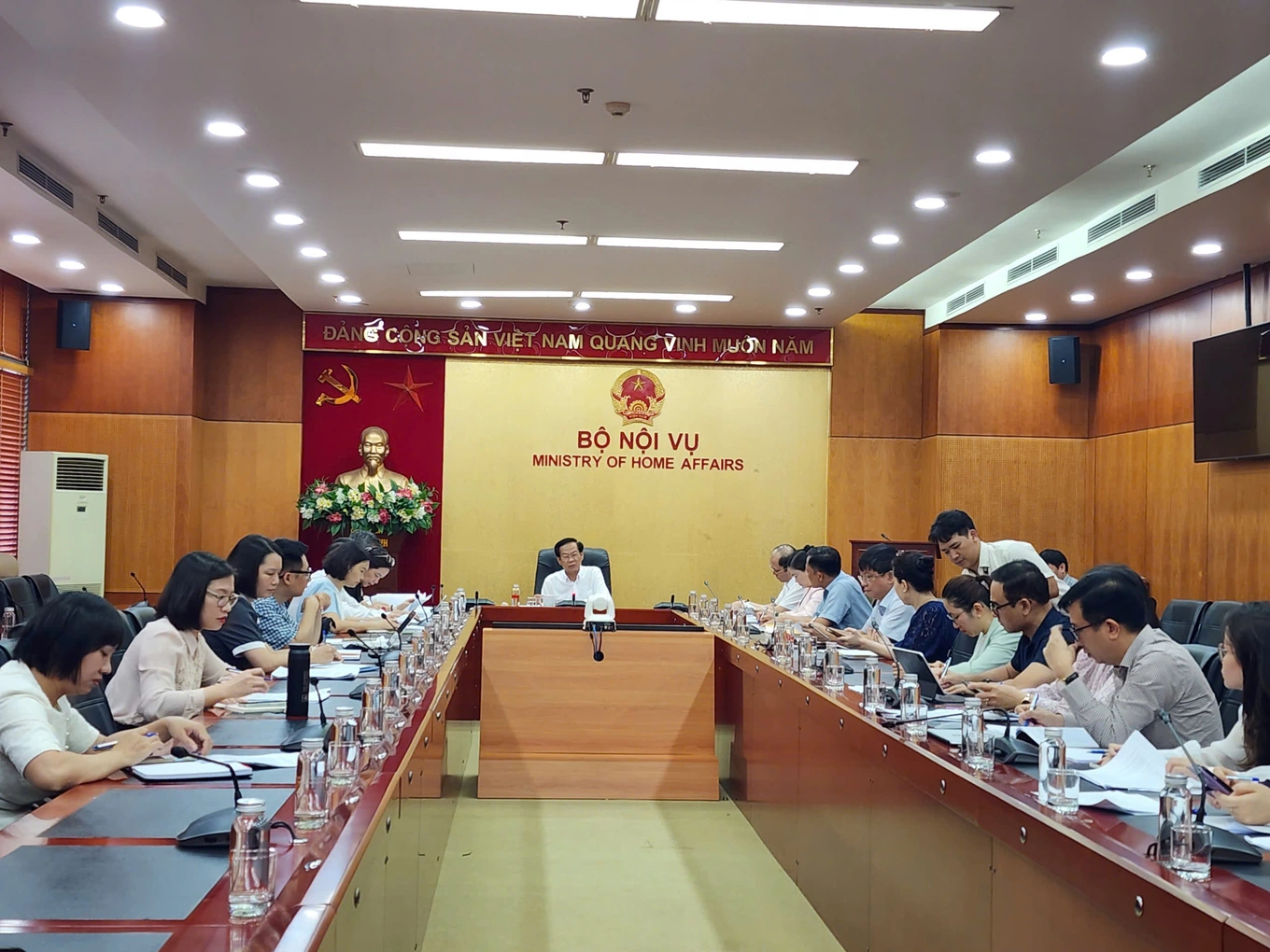 Sửa đổi 4 luật để tương thích với thực hiện chính quyền địa phương 2 cấp