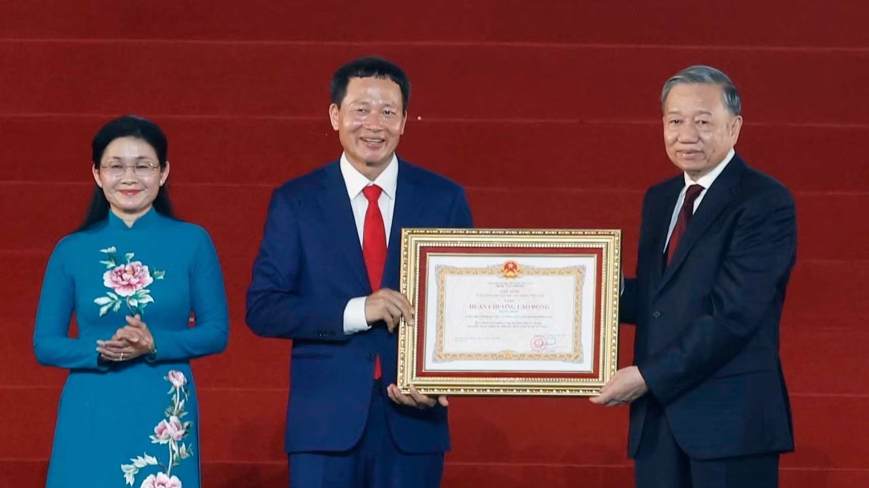 Chuyển hóa niềm tự hào thành trách nhiệm, khẳng định tầm vóc thành phố trực thuộc Trung ương