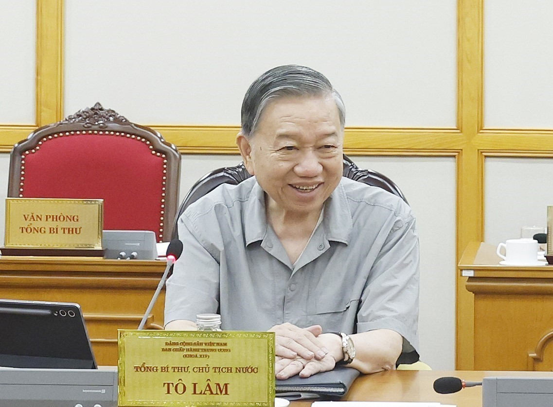 Bộ Chính trị cho ý kiến hoàn thiện thể chế vượt trội, tạo động lực mới cho TPHCM