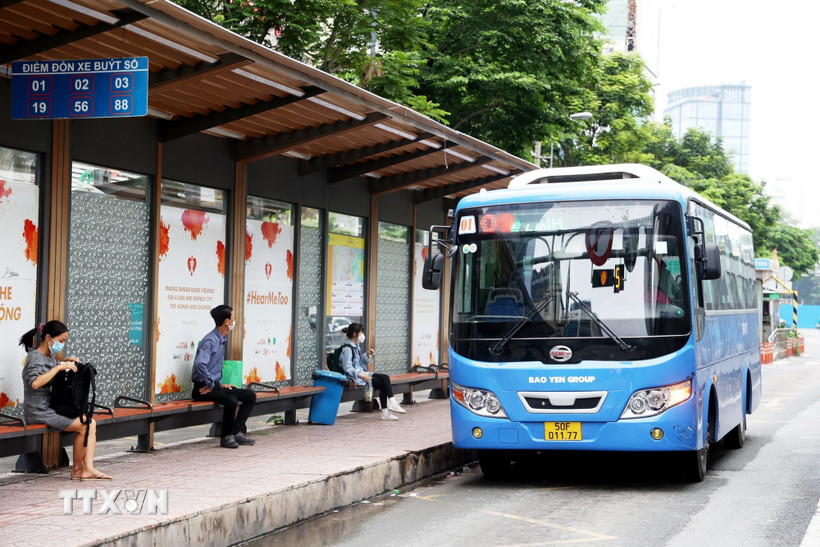 Thành phố Hồ Chí Minh chủ trương miễn phí xe buýt cho người dân