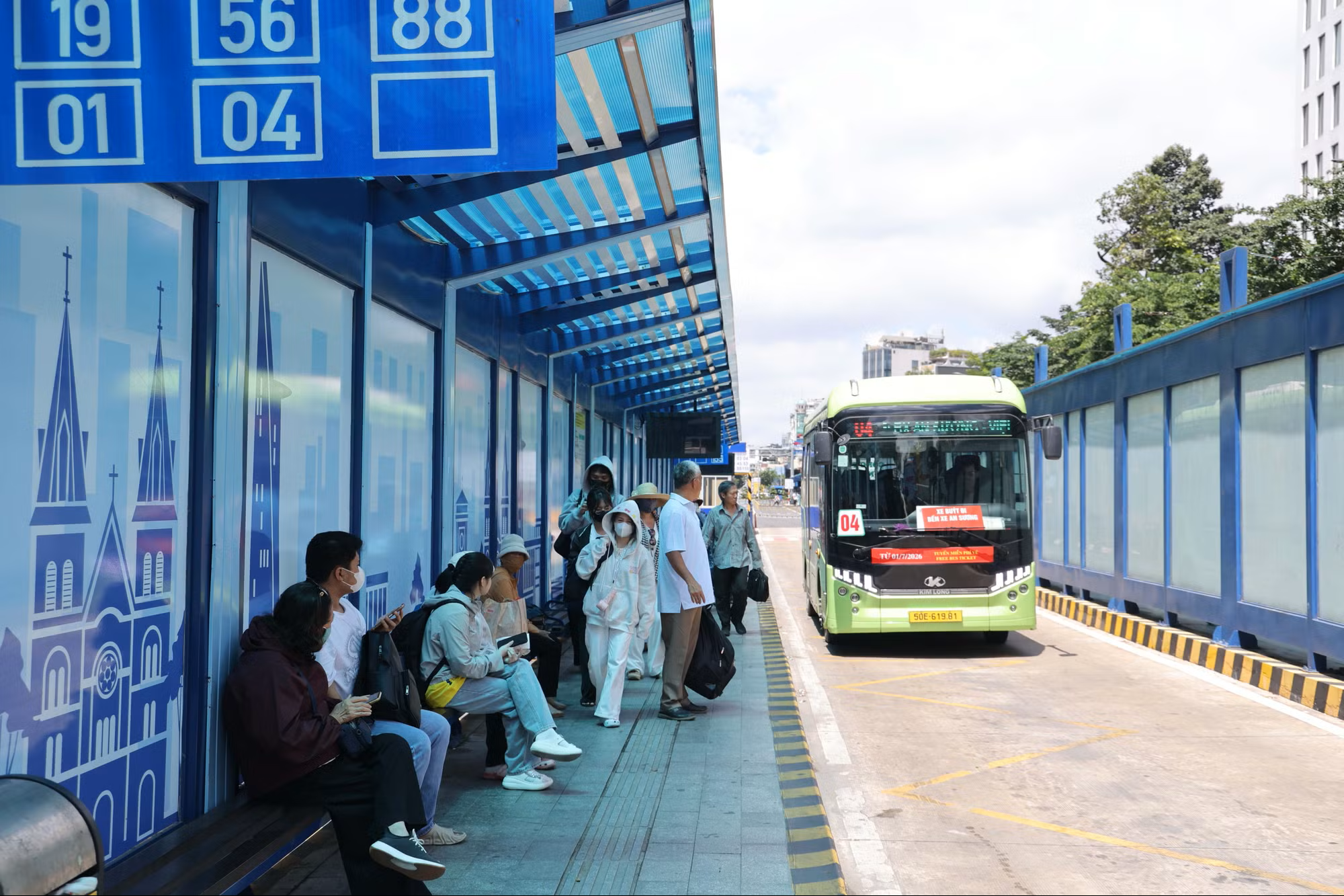 TP Hồ Chí Minh đẩy mạnh chuyển đổi số trong giao thông công cộng