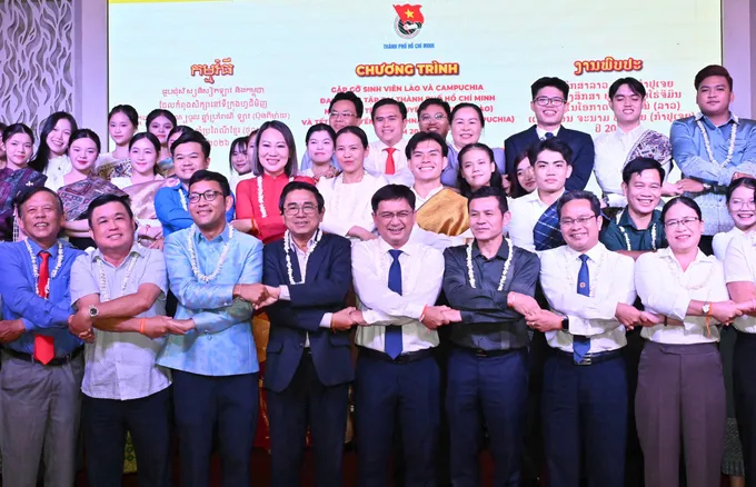 TPHCM tạo điều kiện thuận lợi để sinh viên Lào, Campuchia học tập, phát triển