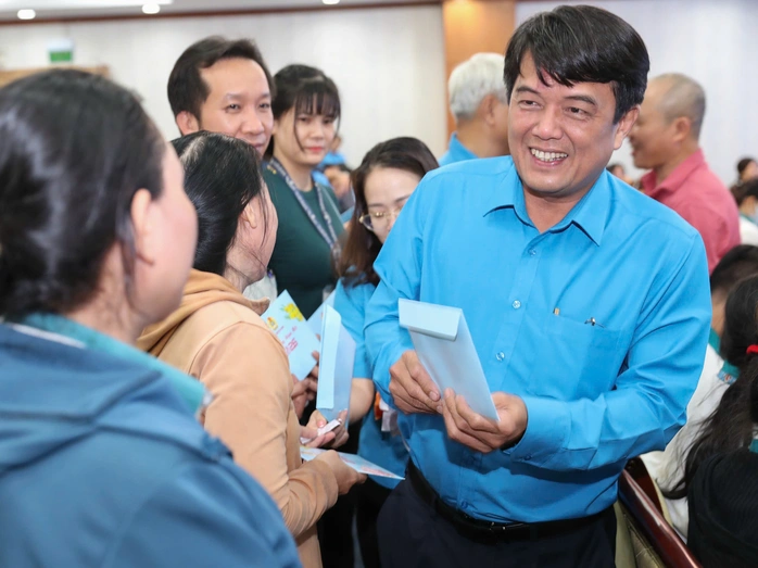 Không để ai bị bỏ lại phía sau