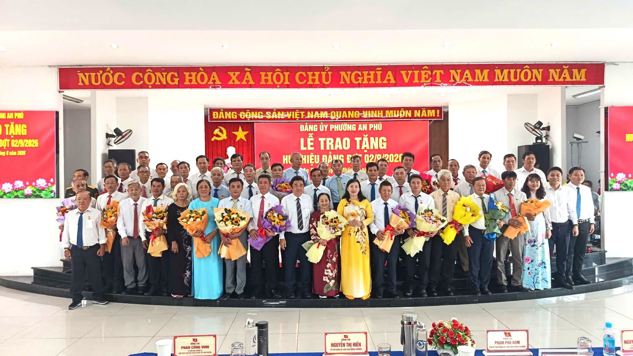 PHƯỜNG AN PHÚ: CHƯƠNG TRÌNH SINH HOẠT CHUYÊN ĐỀ  “TỰ HÀO TRUYỀN THỐNG – KHƠI DẬY KHÁT VỌNG CỐNG HIẾN"