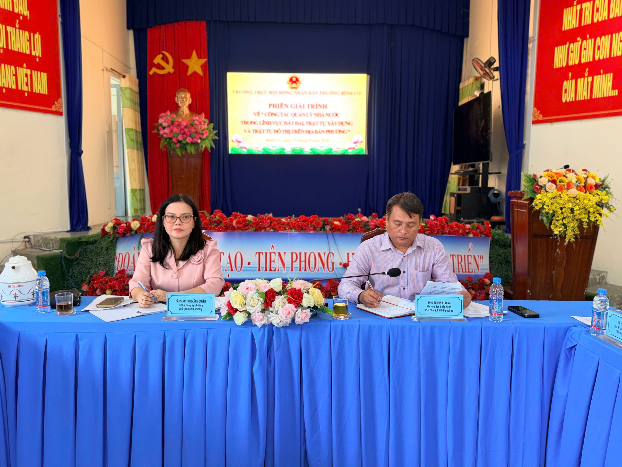 THƯỜNG TRỰC HĐND PHƯỜNG BÌNH CƠ TỔ CHỨC PHIÊN GIẢI TRÌNH VỀ “CÔNG TÁC QUẢN LÝ NHÀ NƯỚC TRONG LĨNH VỰC ĐẤT ĐAI, TRẬT TỰ XÂY DỰNG VÀ TRẬT TỰ ĐÔ THỊ TRÊN ĐỊA BÀN PHƯỜNG”