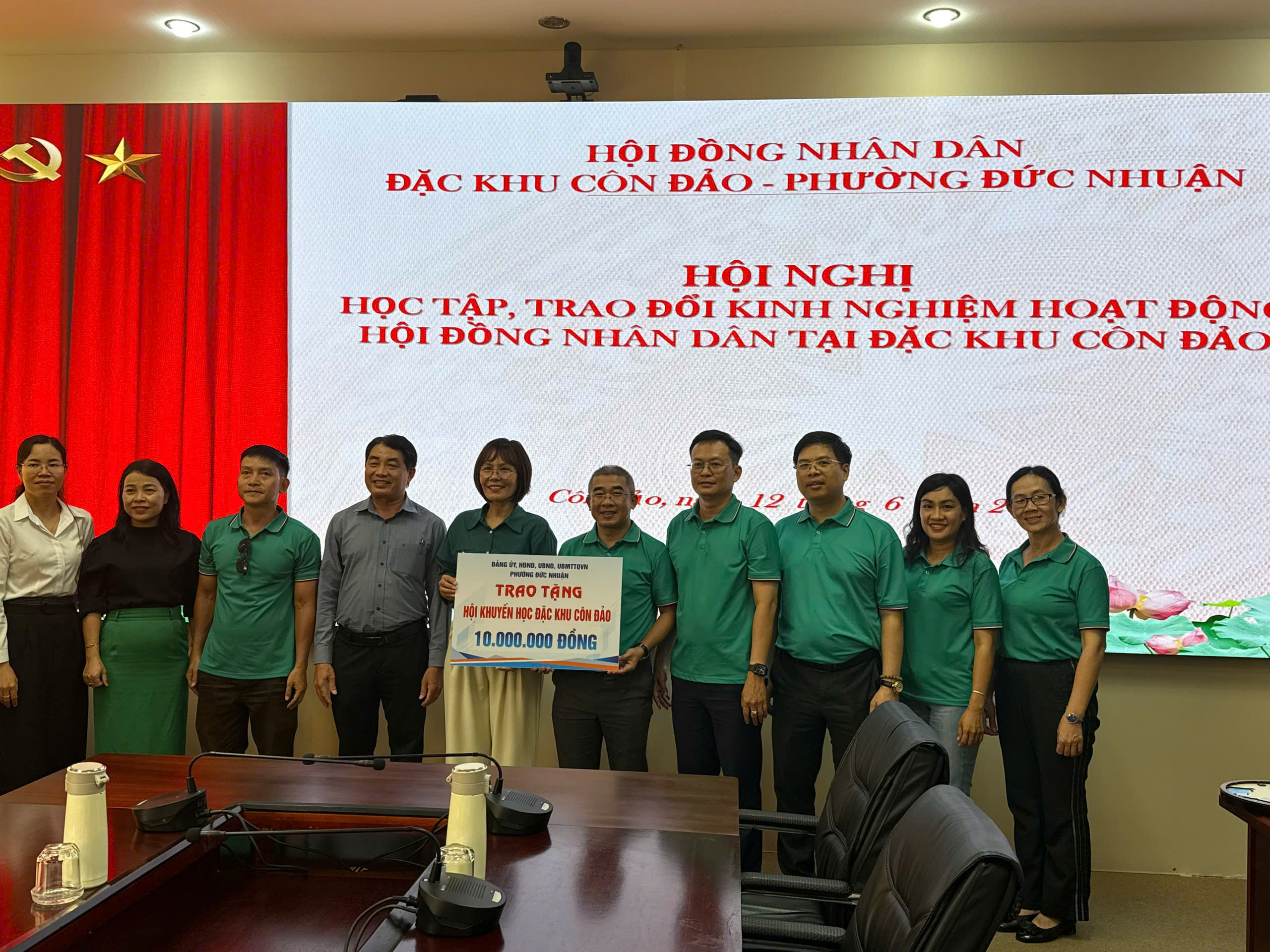 ĐOÀN ĐẠI BIỂU HĐND PHƯỜNG ĐỨC NHUẬN TỔ CHỨC CHƯƠNG TRÌNH VỀ NGUỒN TẠI ĐẶC KHU CÔN ĐẢO NĂM 2026