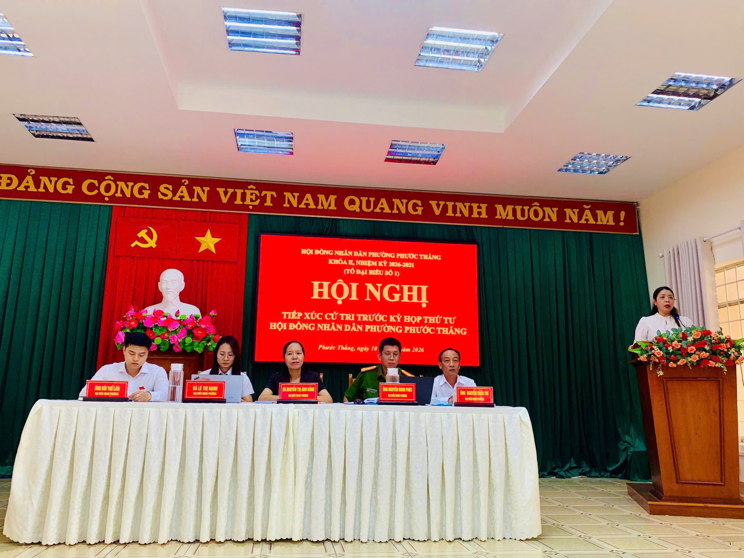 Tổ đại biểu số 1 HĐND phường dự tiếp xúc cử tri