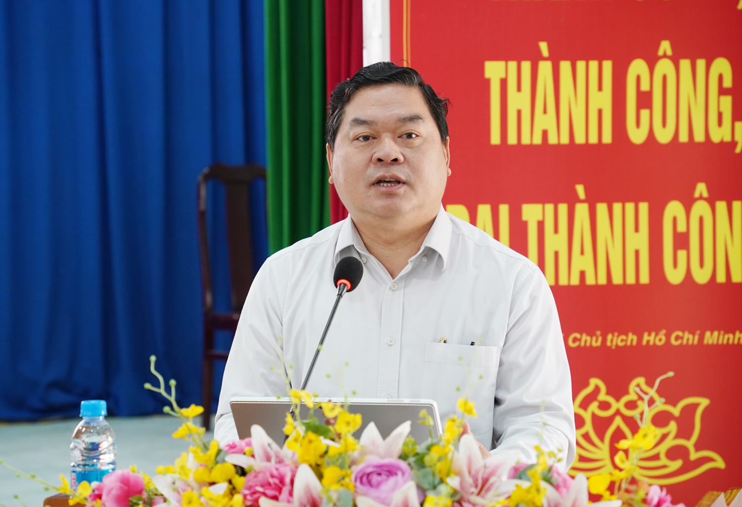 Ông Trần Văn Phương - Bí thư Đảng ủy, Chủ tịch HĐND phường Vĩnh Tân, Tổ trưởng Tổ đại biểu số 07