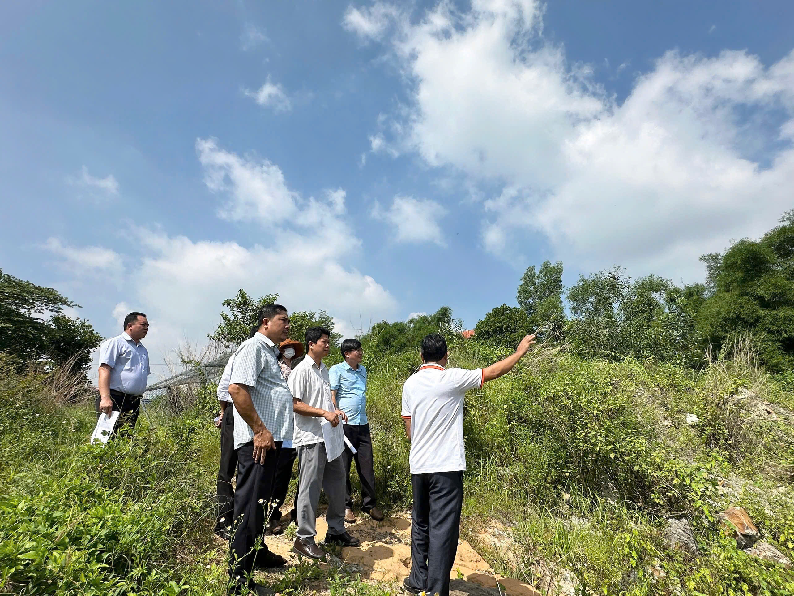 Khảo sát thực tế