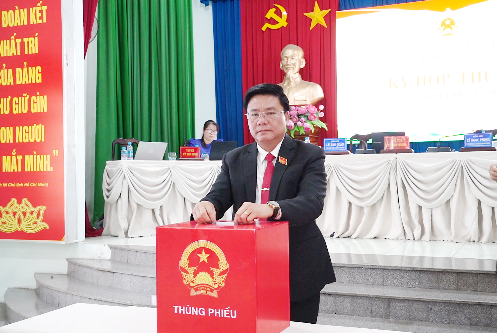 bi thu bo phieu