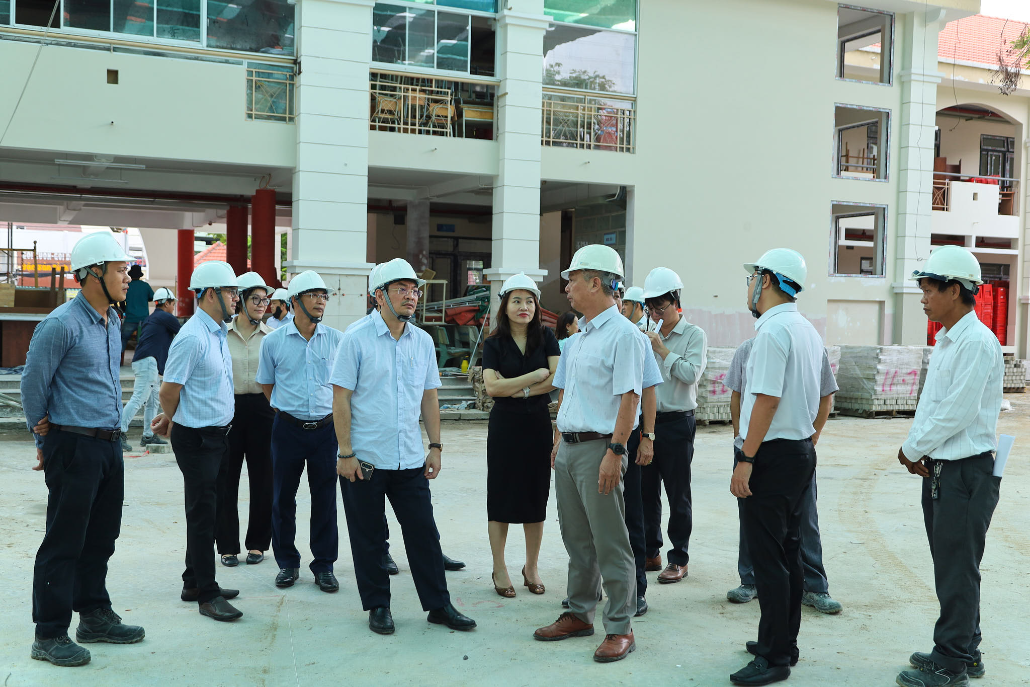 PHƯỜNG TÂN HƯNG KIỂM TRA CÔNG TÁC CHUẨN BỊ NĂM HỌC MỚI 2026 - 2027 TẠI CÁC CƠ SỞ GIÁO DỤC