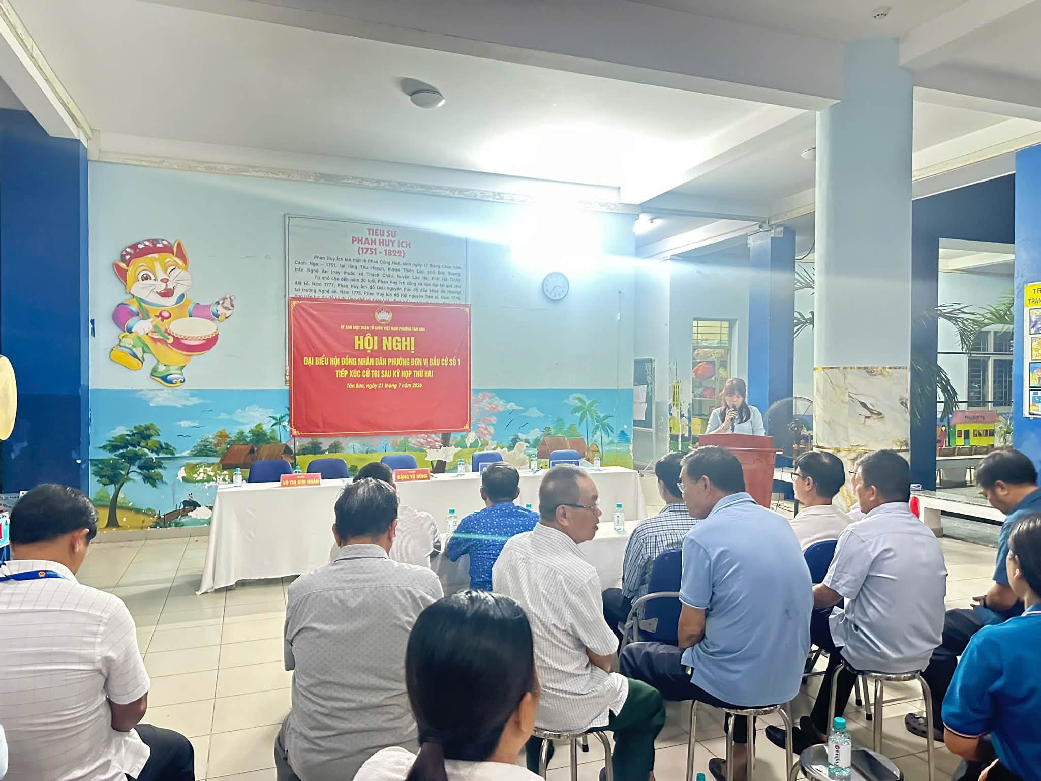 TỔ ĐẠI BIỂU SỐ 01 HỘI ĐỒNG NHÂN DÂN PHƯỜNG TÂN SƠN TIẾP XÚC CỬ TRI SAU KỲ HỌP THỨ HAI CỦA HỘI ĐỒNG NHÂN DÂN PHƯỜNG